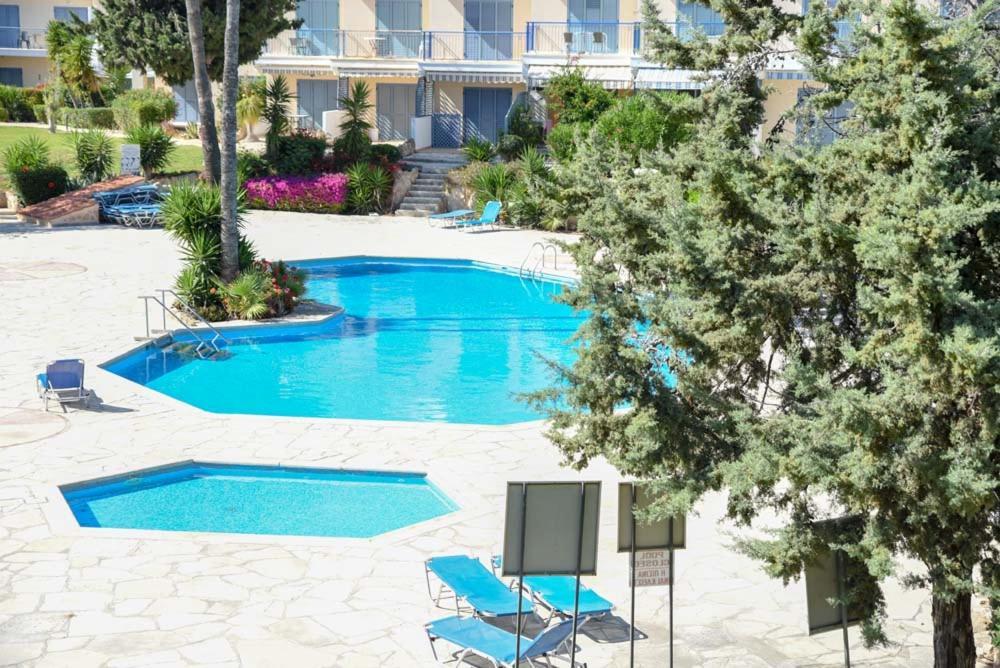 Holiday Apartment Walking Distance To The Sea Paphos Kültér fotó